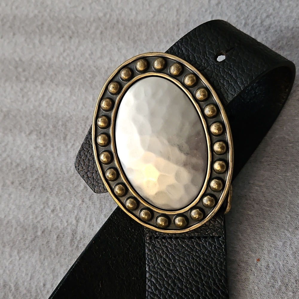 Fossil Black and White Belt with Elegant Design - Picture 5 of 5